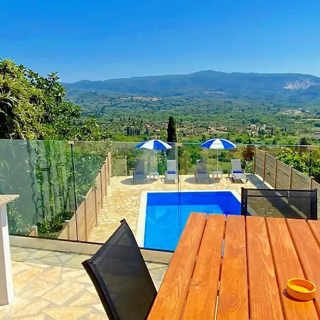 Villa Dinos By Posarellivillas